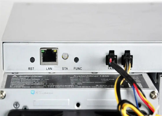 70db آلة تعدين بيتكوين مستعملة Canaan Avalon 1047 37TH / S 2380W 7.9kg